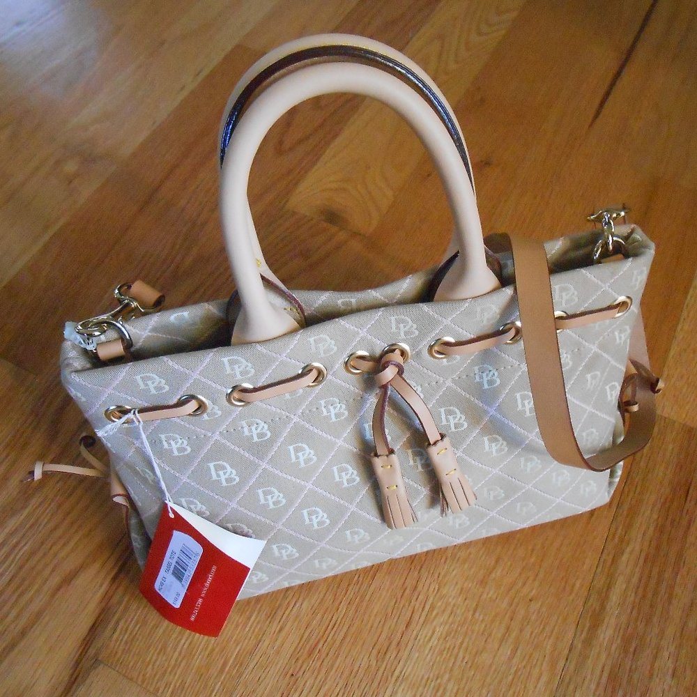 New with tag Dooney Burke purse